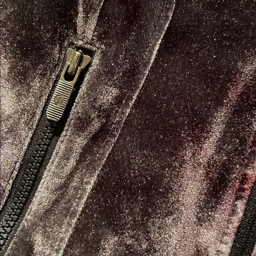 lululemon athletica Velvet Jacket in Dark Purple
